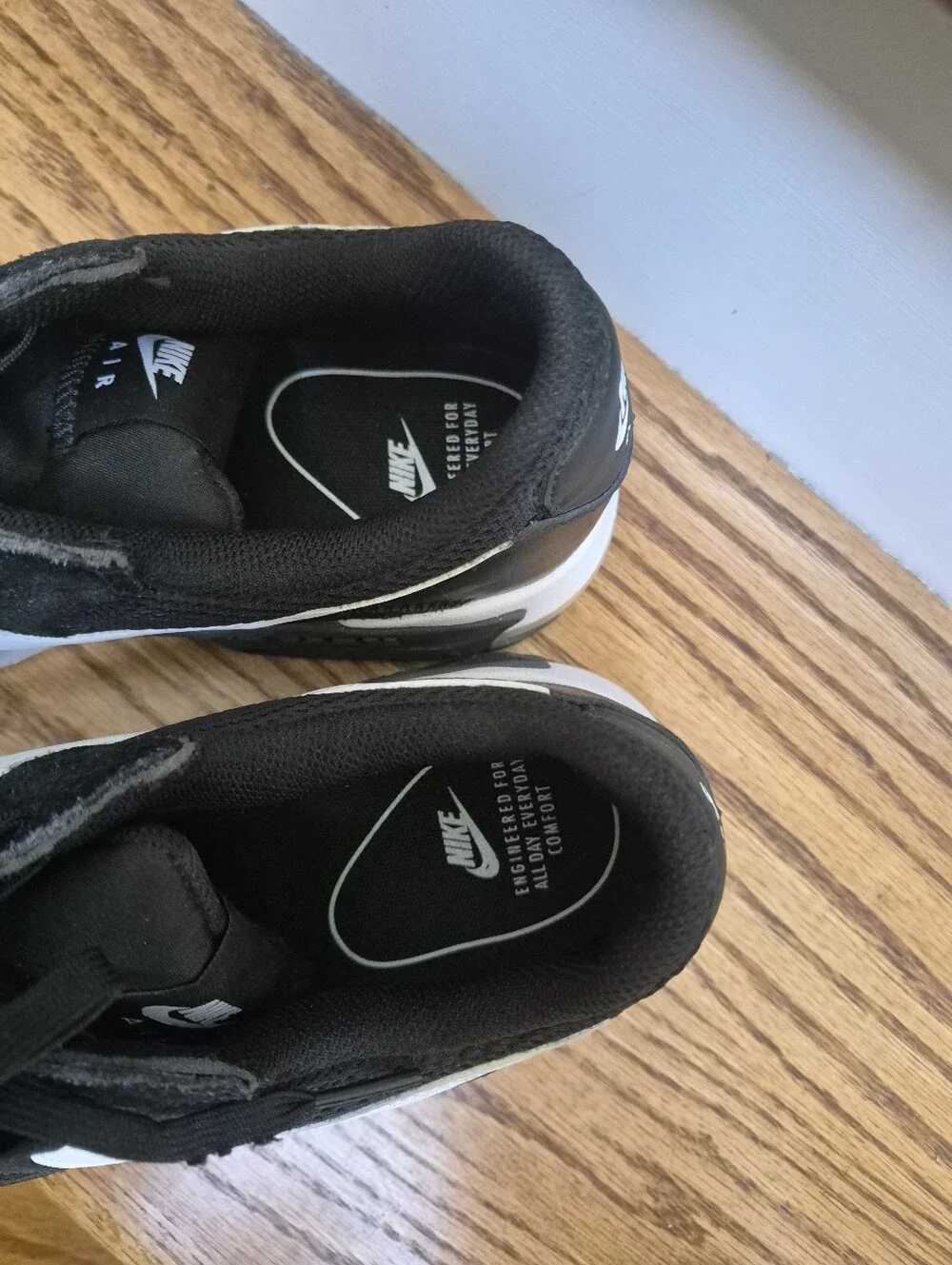Nike Black and White Ladies Air Max Sneakers Size 11
